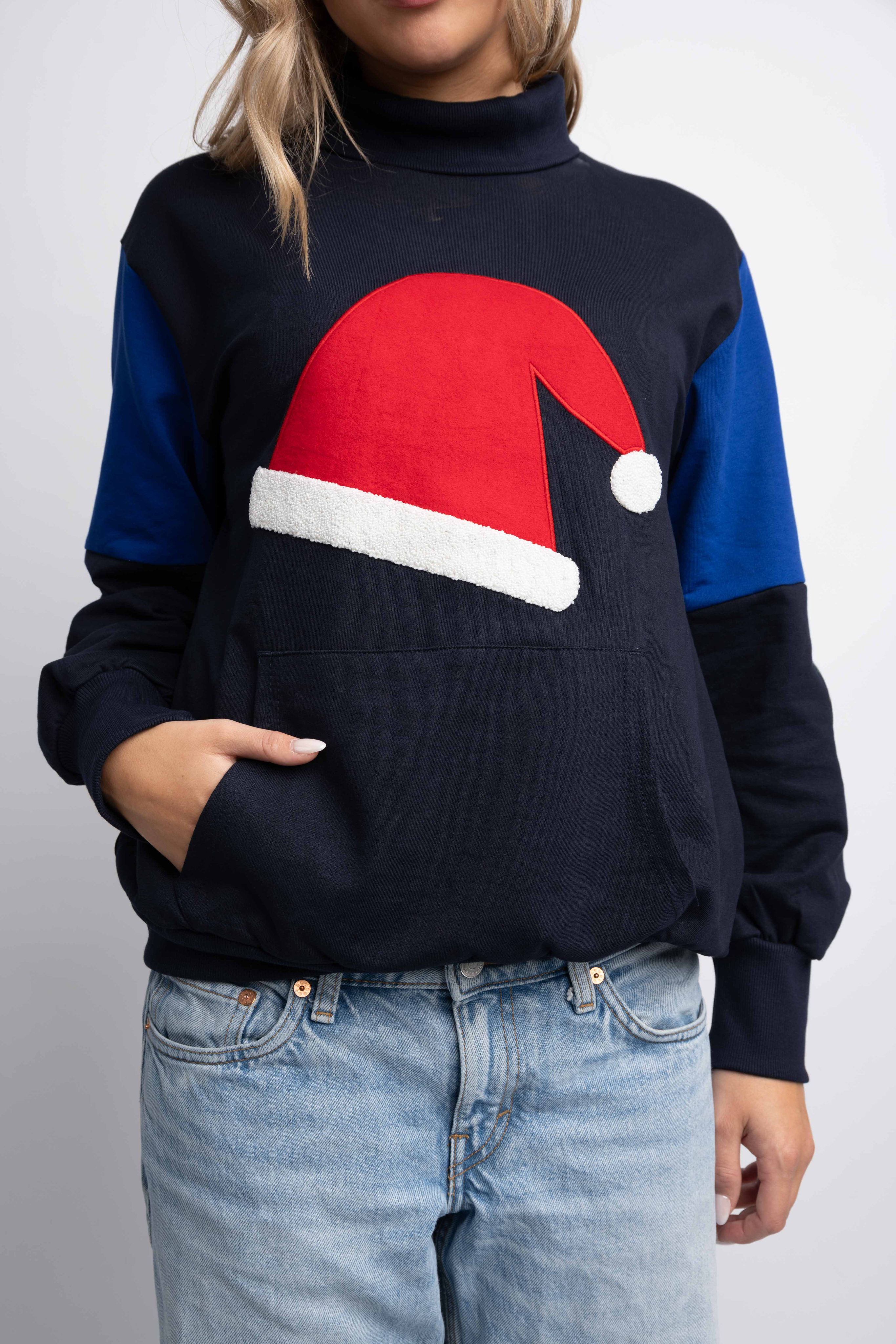 HIGH NECK CHRISTMAS SWEATSHIRT